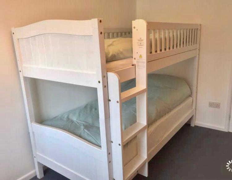 Great Price, Lovely Comfy Flat.2 Mins From The Sea Lyme Regis Kültér fotó